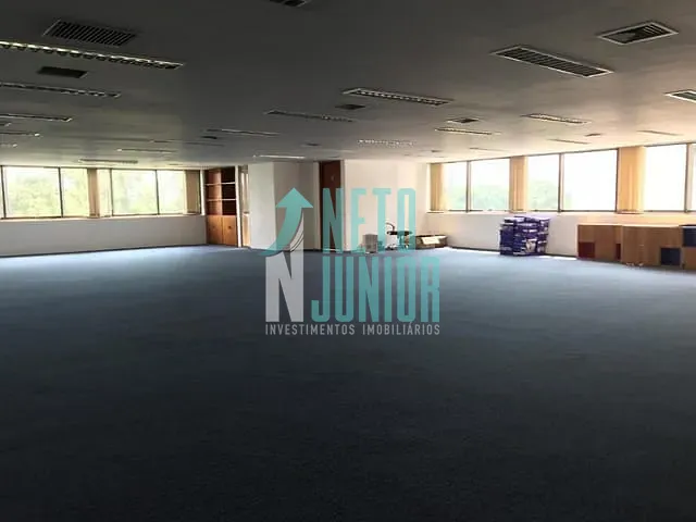 Conjunto com 485m², para alugar, no bairro Jardim Paulista em São Paulo