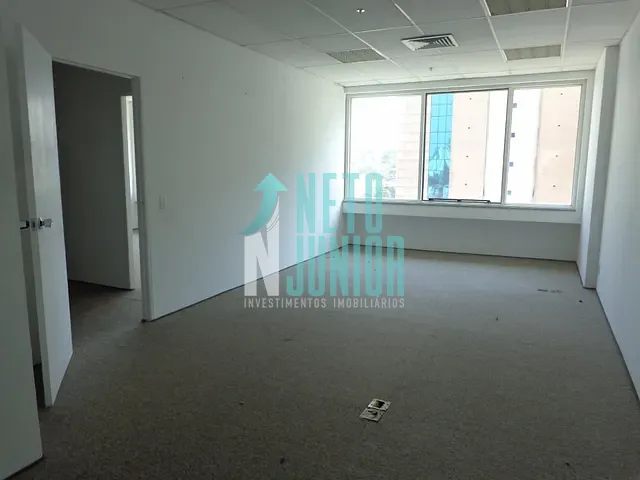 Conjunto com 158m², para alugar, no bairro Vila Olímpia em São Paulo