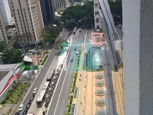 Conjunto com 230m², para alugar, no bairro moema em São Paulo