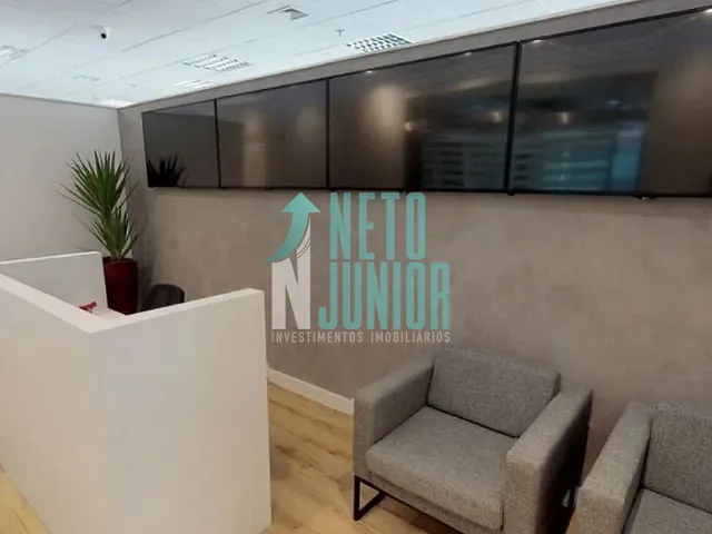 Conjunto com 174m², para alugar, no bairro Cerqueira César em São Paulo