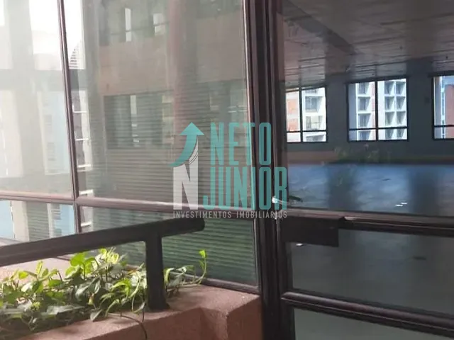 Conjunto com 260m², para alugar, no bairro Vila Olímpia em São Paulo