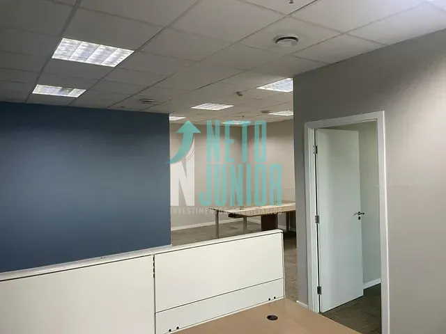 Conjunto com 75m², à venda ou para alugar, no bairro Vila Cordeiro em São Paulo