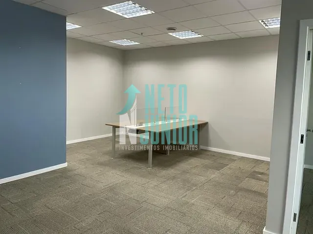 Conjunto com 75m², à venda ou para alugar, no bairro Vila Cordeiro em São Paulo