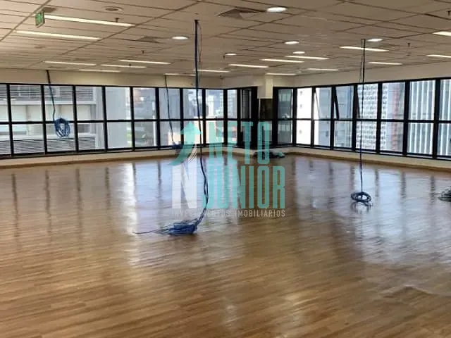 Conjunto com 530m², para alugar, no bairro Pinheiros em São Paulo