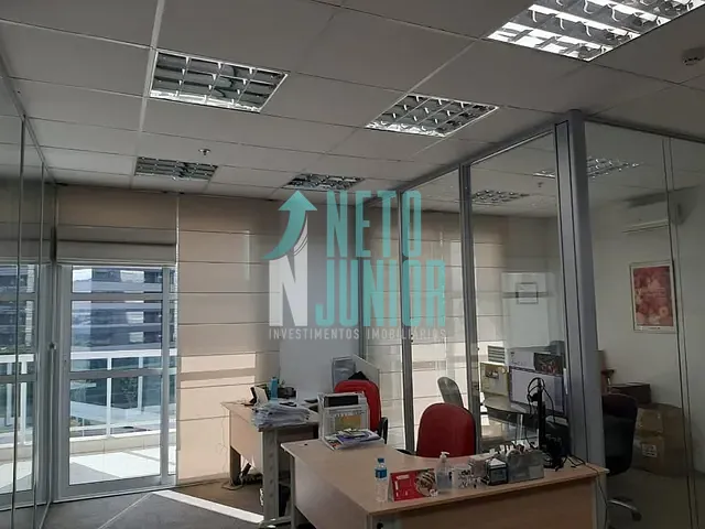 Conjunto com 140m², à venda, no bairro Vila Cordeiro em São Paulo