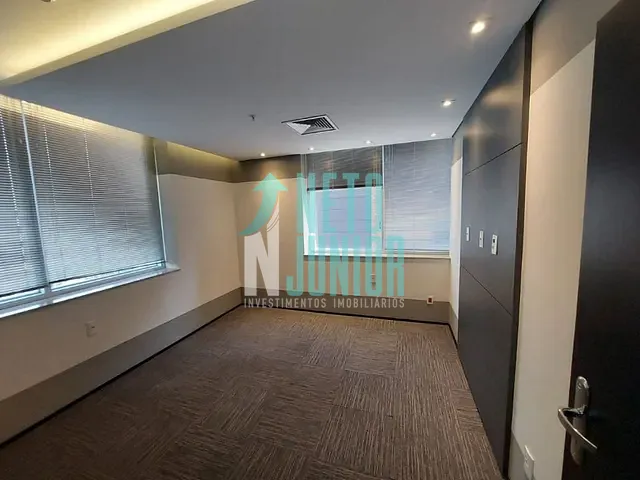 Conjunto com 503m², para alugar, no bairro Chácara Santo Antônio em São Paulo