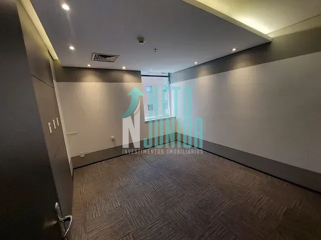 Conjunto com 503m², para alugar, no bairro Chácara Santo Antônio em São Paulo