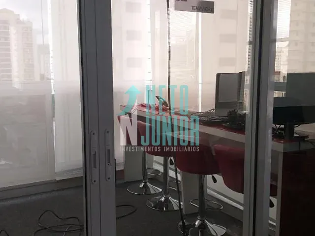 Conjunto com 271m², para alugar, no bairro Indianópolis em São Paulo