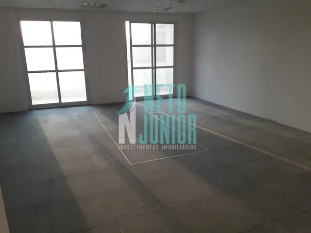 Conjunto com 70m², à venda ou para alugar, no bairro Vila Cordeiro em São Paulo