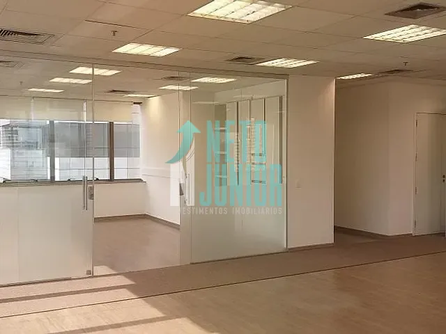 Conjunto com 196m², para alugar, no bairro Vila Olímpia em São Paulo
