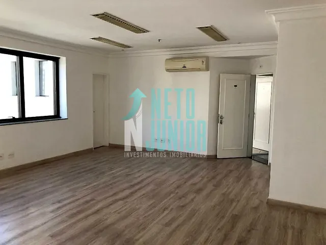 Conjunto com 97m², à venda ou para alugar, no bairro Santo Amaro em São Paulo