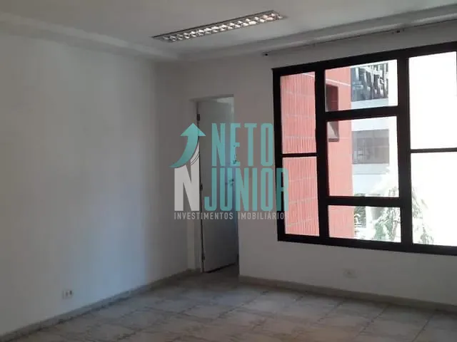 Conjunto com 46m², à venda ou para alugar, no bairro Vila Olímpia em São Paulo