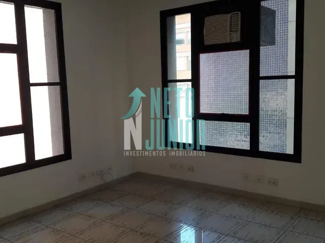Conjunto com 46m², à venda ou para alugar, no bairro Vila Olímpia em São Paulo