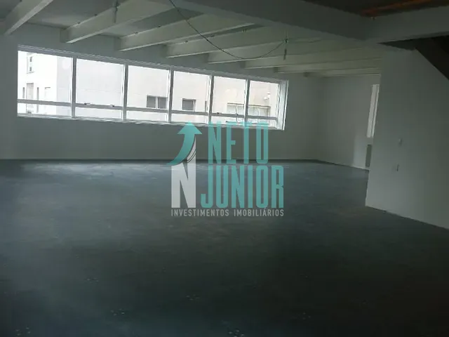 Conjunto com 200m², à venda ou para alugar, no bairro Itaim Bibi em São Paulo