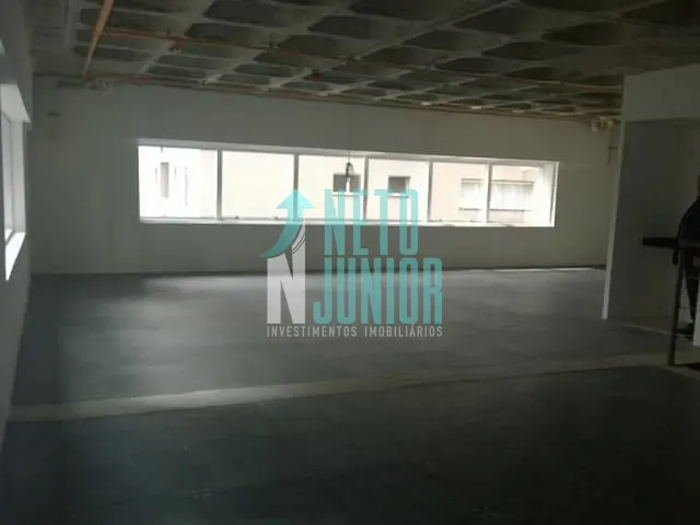 Conjunto com 200m², à venda ou para alugar, no bairro Itaim Bibi em São Paulo