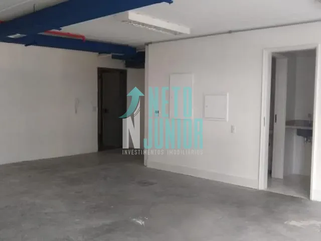 Conjunto com 55m², para alugar, no bairro Cidade Monções em São Paulo