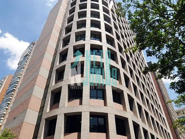Conjunto com 375m², à venda ou para alugar, no bairro Vila Olímpia em São Paulo
