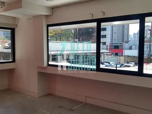 Sala com 120m², para alugar, no bairro Cidade Monções em São Paulo