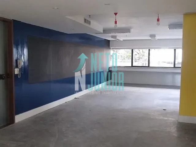 Sala com 120m², para alugar, no bairro Cidade Monções em São Paulo