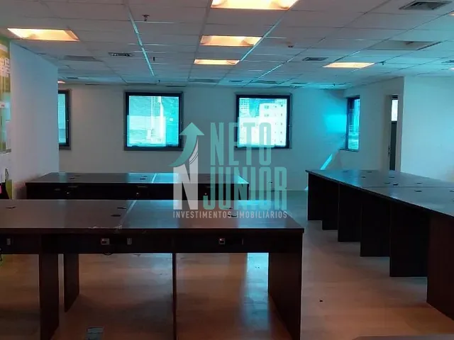 Conjunto com 202m², à venda ou para alugar, no bairro Cerqueira César em São Paulo