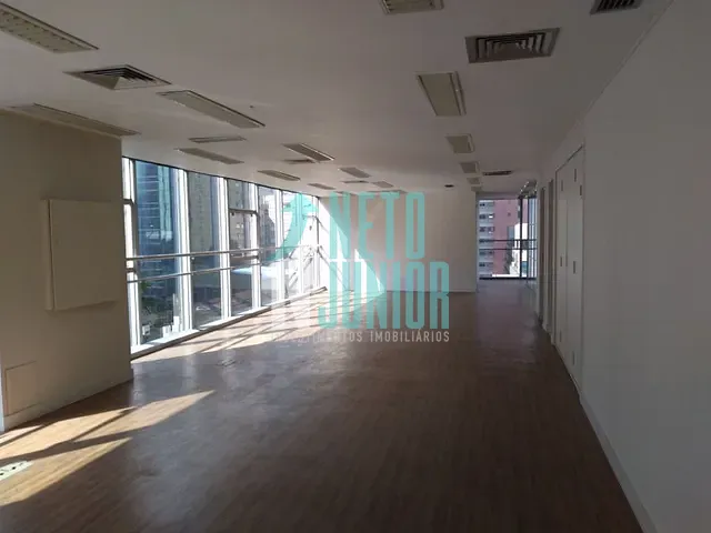 Conjunto comercial com 330m², para alugar, no bairro Bela Vista em São Paulo