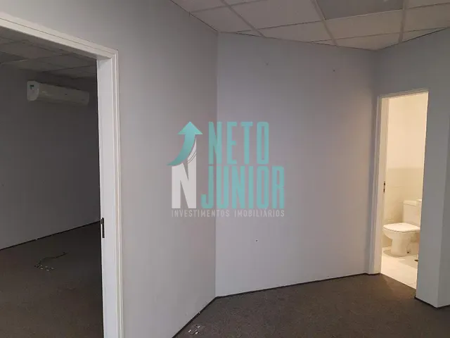 Conjunto comercial com 130m², à venda ou para alugar, no bairro Cerqueira César em São Paulo