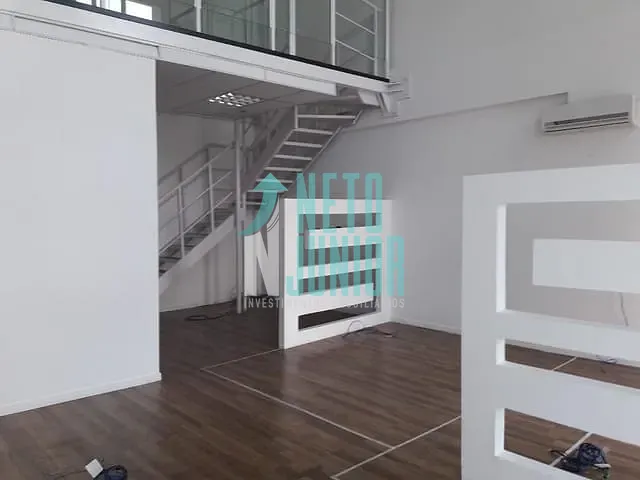 Conjunto comercial com 86m², para alugar, no bairro Vila Cordeiro em São Paulo