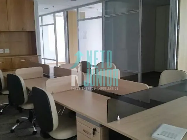 Conjunto com 221m², para alugar, no bairro Cidade Monções em São Paulo