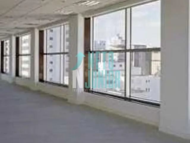 Conjunto com 366m², para alugar, no bairro Cerqueira César em São Paulo