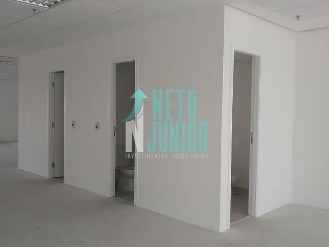 Conjunto com 428m², para alugar, no bairro Brooklin Paulista em São Paulo