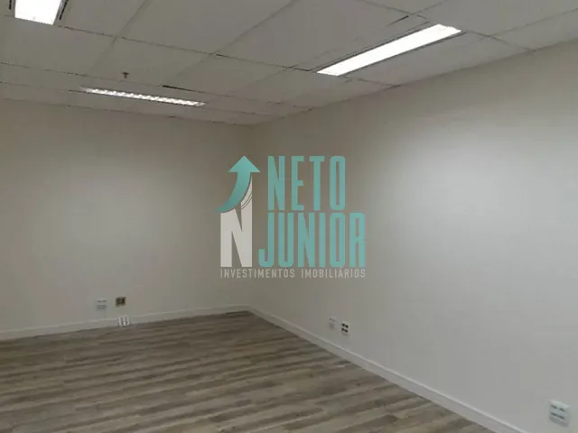 Conjunto com 88m², à venda ou para alugar, no bairro Vila Olímpia em São Paulo