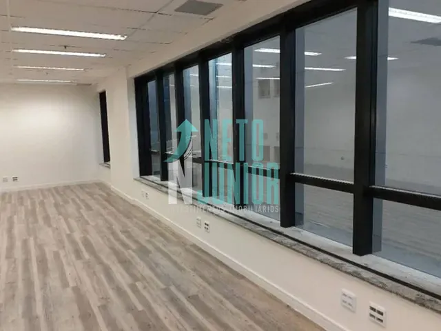 Conjunto com 88m², à venda ou para alugar, no bairro Vila Olímpia em São Paulo
