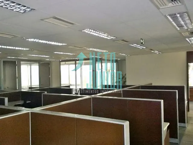 Conjunto com 354m², para alugar, no bairro Itaim Bibi em São Paulo