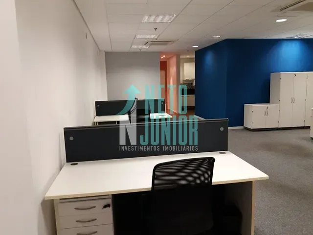 Conjunto com 115m², para alugar, no bairro Brooklin Paulista em São Paulo