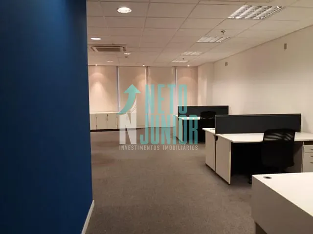 Conjunto com 115m², para alugar, no bairro Brooklin Paulista em São Paulo