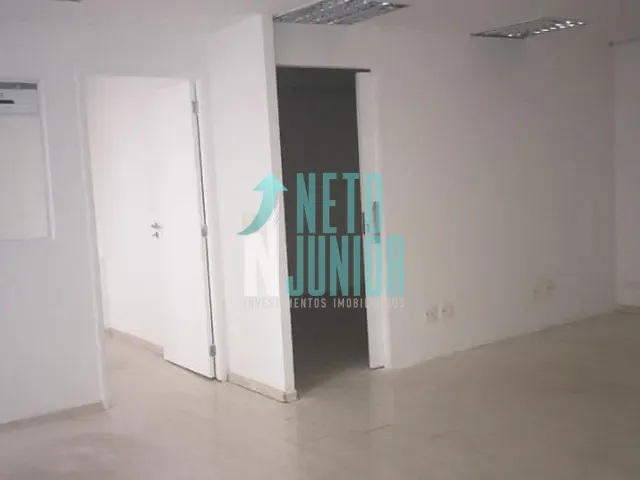 Conjunto com 61m², para alugar, no bairro Vila Olímpia em São Paulo