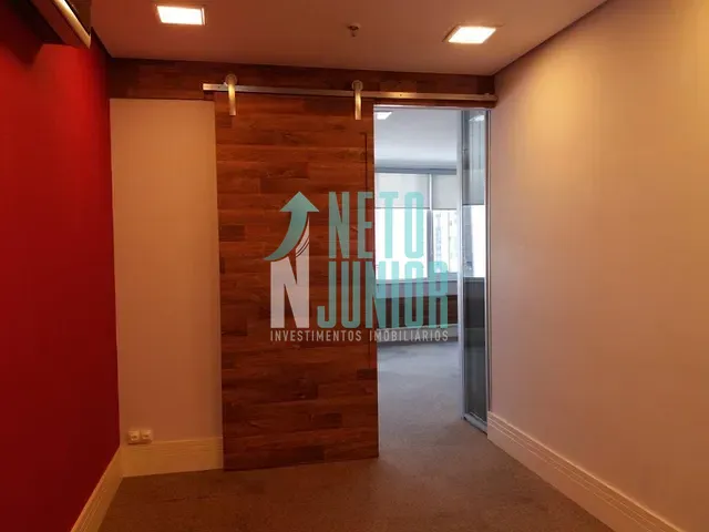 Conjunto com 97m², para alugar, no bairro Brooklin Paulista em São Paulo