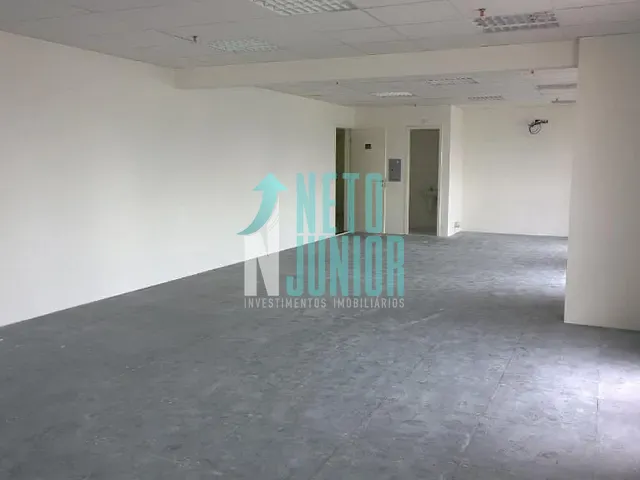 Conjunto com 85m², à venda, no bairro Vila Olímpia em São Paulo