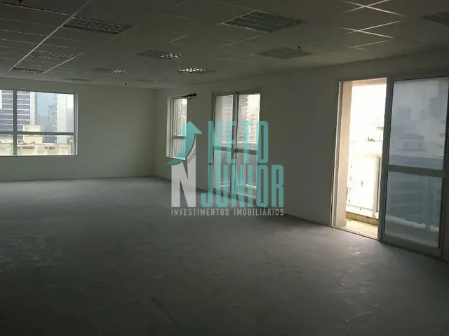 Conjunto com 85m², à venda, no bairro Vila Olímpia em São Paulo