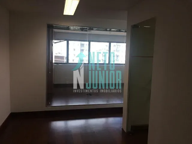 Conjunto com 218m², para alugar, no bairro Vila Olímpia em São Paulo