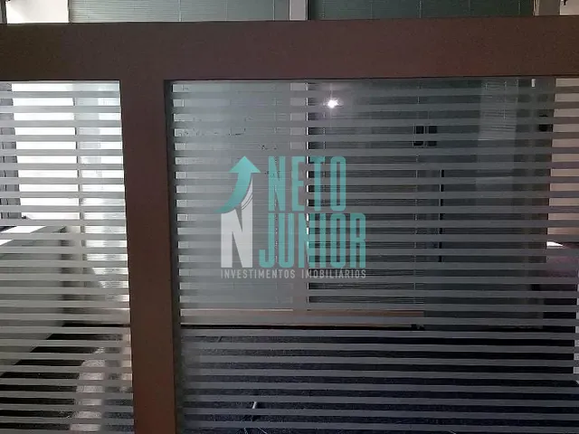 Conjunto com 256m², para alugar, no bairro Itaim Bibi em São Paulo