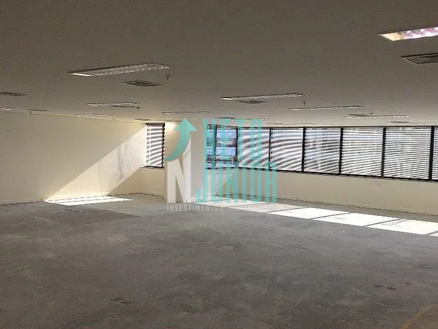 Sala com 206m², para alugar, no bairro Brooklin em São Paulo