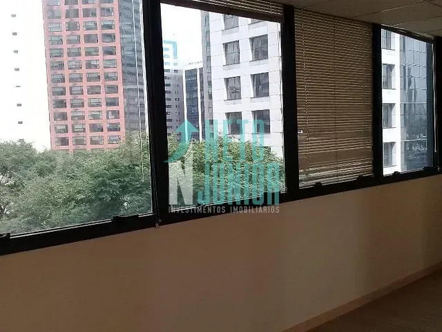 Conjunto com 82m², para alugar, no bairro Vila Olímpia em São Paulo