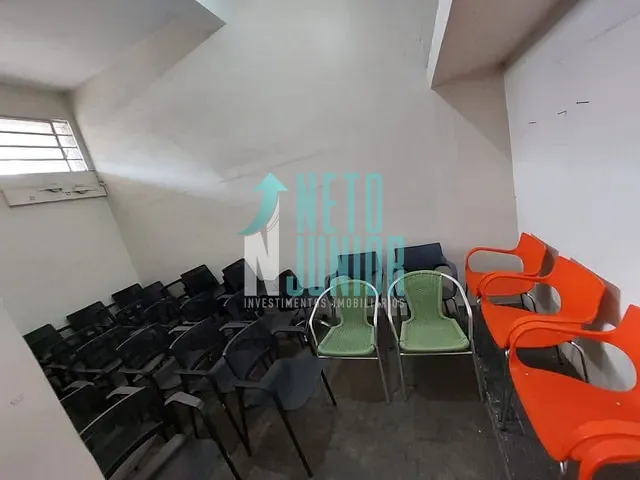 Casa com 570m² 5 quartos e 3 banheiros, para alugar, no bairro Higienópolis em São Paulo