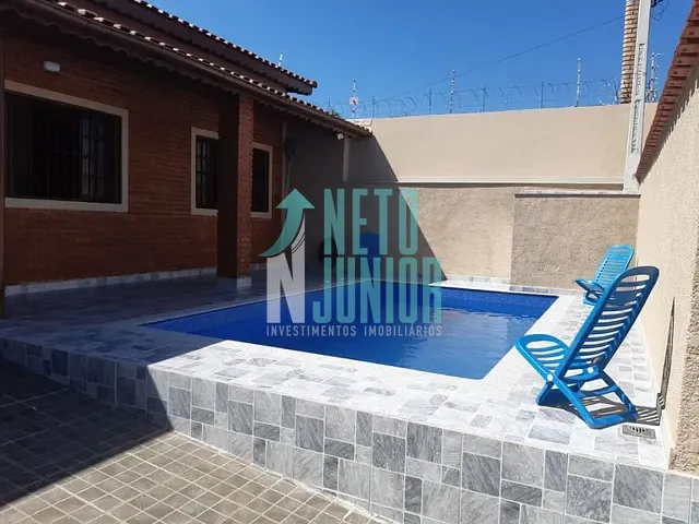 Casa com 250m² 3 quartos e 3 banheiros, à venda, no bairro Parque Balneário Oásis em Peruíbe