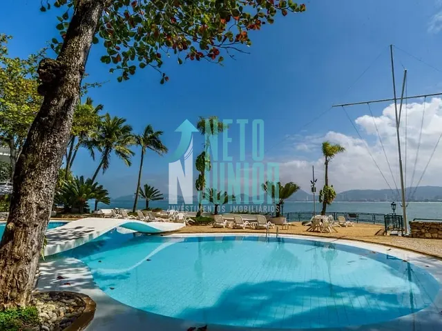 Casa com 251m² 3 quartos e 4 banheiros, à venda, no bairro Condomínio Península em Guarujá