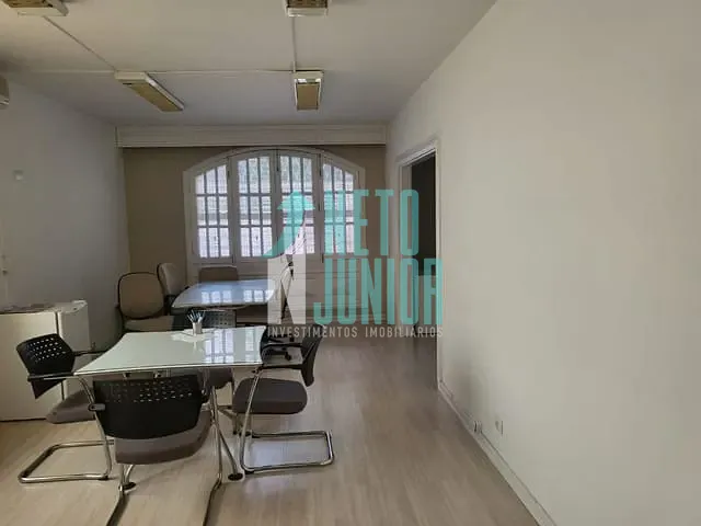 Casa com 400m² 3 quartos e 4 banheiros, à venda ou para alugar, no bairro Vila Nova Conceição em São Paulo