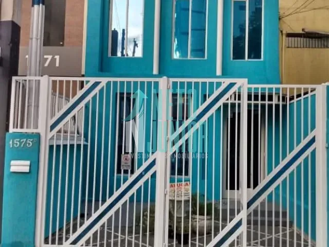 Casa com 380m², para alugar, no bairro Vila Mariana em São Paulo