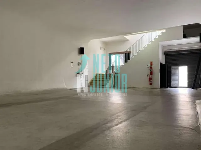 Casa com 500m² 5 quartos e 4 banheiros, para alugar, no bairro Moema em São Paulo
