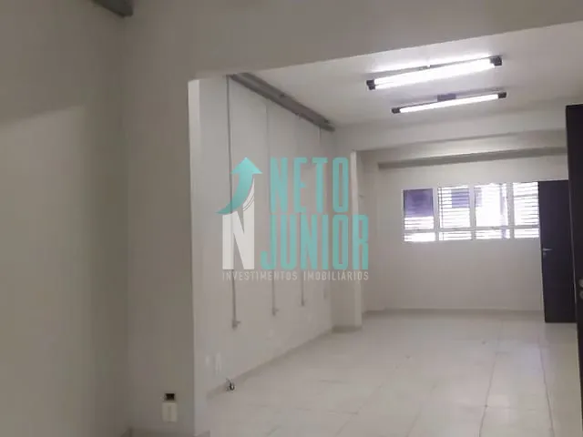 Casa com 400m² 4 quartos e 6 banheiros, para alugar, no bairro Moema em São Paulo